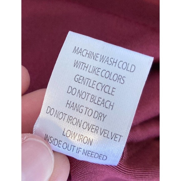 California Bay Co Faux Velvet Spaghetti Strap Dress Size Medium Women’s Wine - Picture 6 of 8